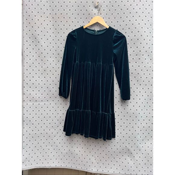 Girl’s velvet Dress in dark Green size 9-10 - Picture 1 of 4
